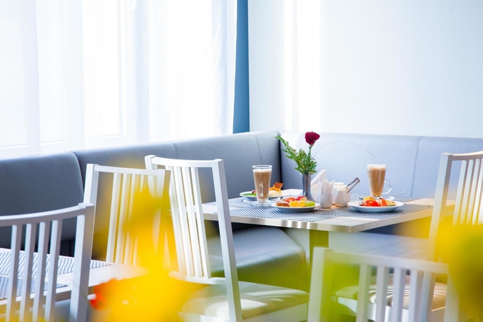 Imagen del bar/restaurante del Hotel Rija Tia. Foto 2