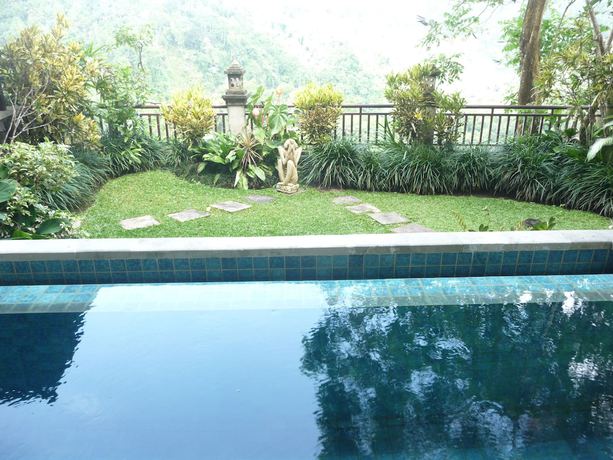 Imagen de la piscina del Hotel Rijasa Agung Resort Villas - Chse Certified. Foto 8