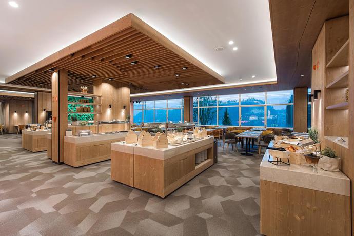 Imagen del bar/restaurante del Hotel Rikli Balance. Foto 2