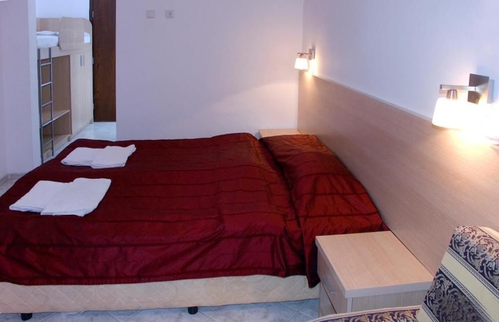 Imagen de la habitación del Hotel Rilena. Foto 7