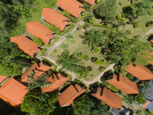 Imagen de la habitación del Hotel Rim Khao Resort. Foto 9