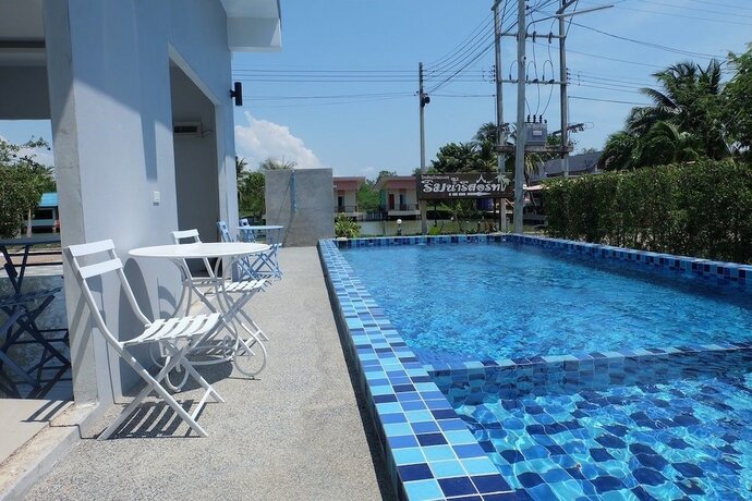 Imagen general del Hotel Rim Nam Riva Resort. Foto 2