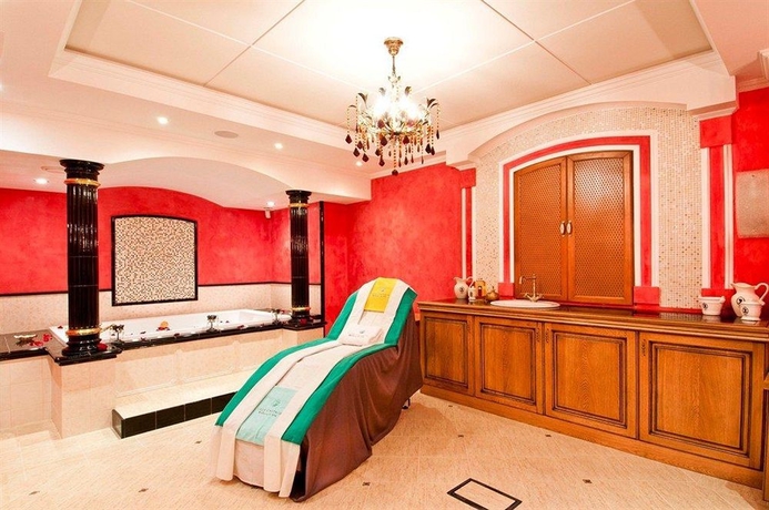Imagen de la piscina del Hotel Rimar Krasnodar. Foto 9