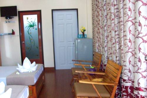 Imagen de la habitación del Hotel Rimbueng Resort Pranburi. Foto 14