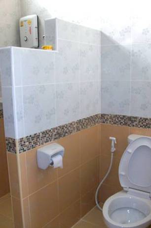Imagen de la habitación del Hotel Rimbueng Resort Pranburi. Foto 15