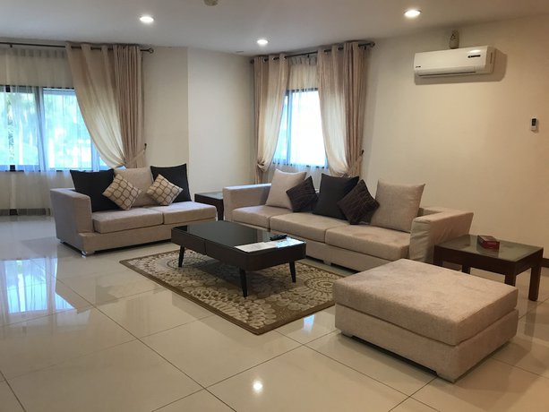 Imagen de la habitación del Hotel Rimbun Suites and Residences. Foto 4