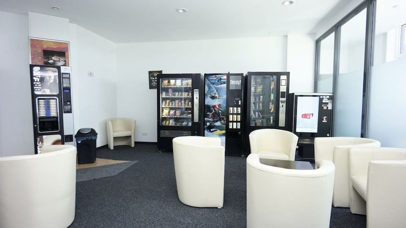 Imagen del bar/restaurante del Hotel Rimedya. Foto 2
