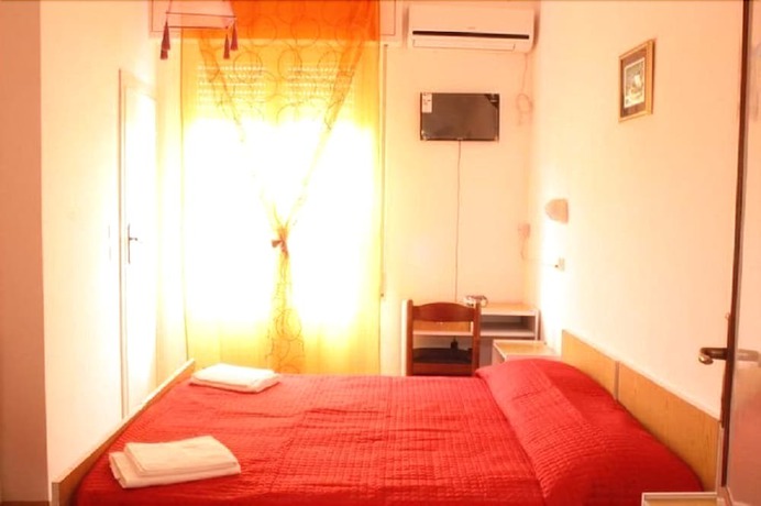 Imagen de la habitación del Hotel Rimini, Rimini. Foto 11