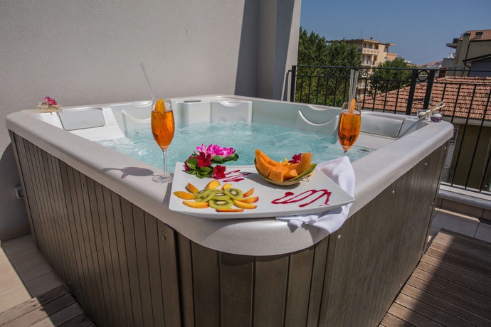 Imagen de la habitación del Hotel Rimini Suite. Foto 8