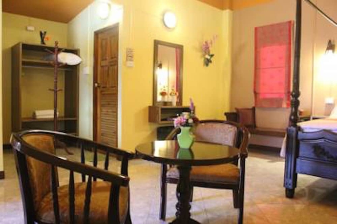 Imagen de la habitación del Hotel Rimlay Park Resort. Foto 11