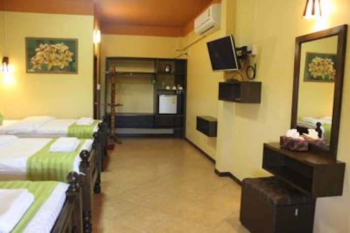 Imagen de la habitación del Hotel Rimlay Park Resort. Foto 13