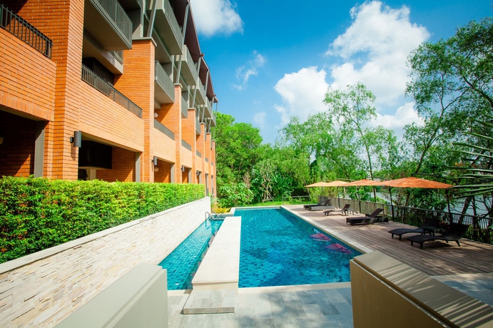 Imagen de la piscina del Hotel Rimnaam Klangchan. Foto 11