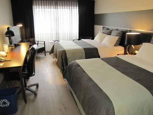 Imagen de la habitación del Hotel Rimouski. Foto 12