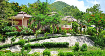 Imagen de los exteriores del Hotel Rimpu Hill Resort. Foto 6