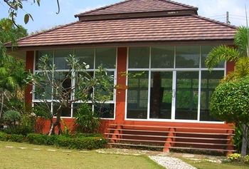 Imagen de la habitación del Hotel Rimpu Hill Resort. Foto 1