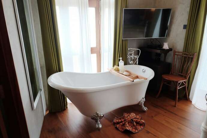Imagen general del Hotel Rimrabeang Amphawa Cafe and Suite. Foto 12