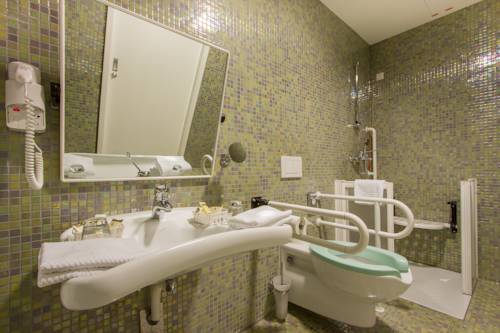 Imagen de la habitación del Hotel Rimske Terme - Zdraviliski Dvor. Foto 11