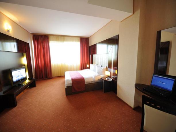 Imagen de la habitación del Hotel Rin Airport. Foto 3