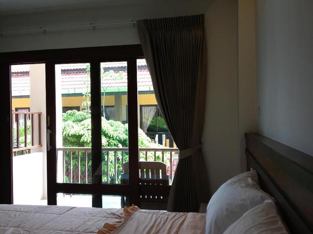 Imagen general del Hotel Rin Bay View Bungalow and Restaurant. Foto 6