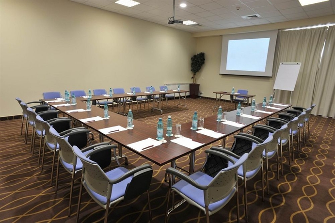 Imagen de los interiores del Hotel Rin Central. Foto 14