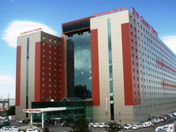 Imagen general del Hotel Rin Grand. Foto 5