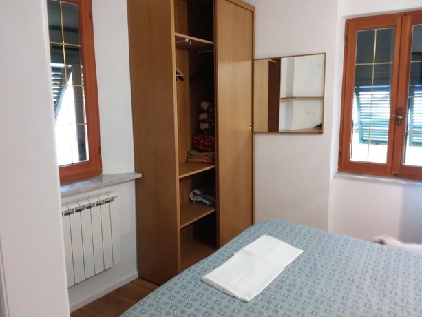 Imagen de la habitación del Hotel Rina Rooms. Foto 11