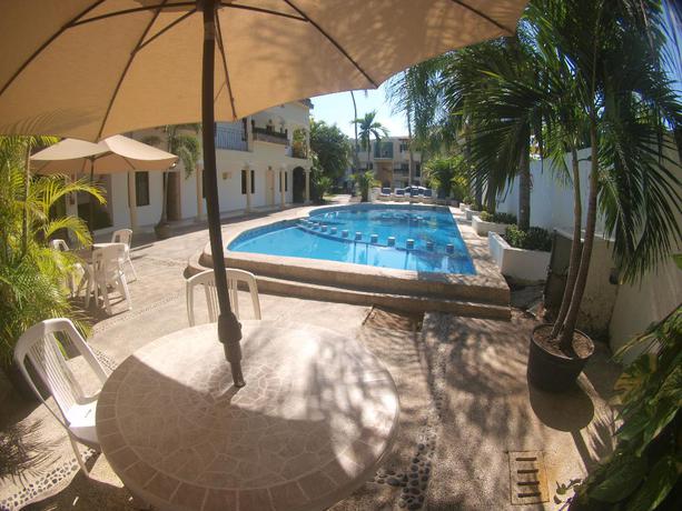 Imagen de la piscina del Hotel Rincon Real. Foto 18
