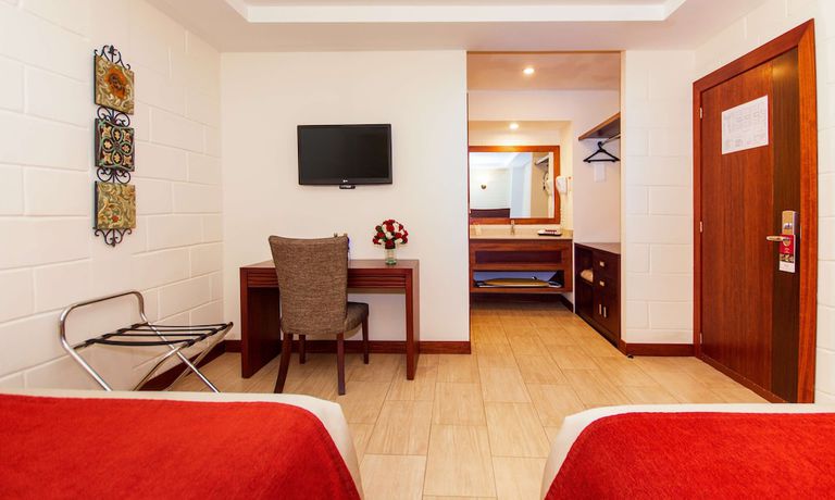 Imagen de la habitación del Hotel Rincon de Puembo, BW Signature Collection. Foto 16