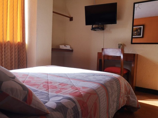 Imagen de la habitación del Hotel Rincon de la Alameda. Foto 12