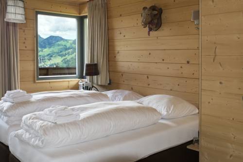 Imagen de la habitación del Hotel Rinderberg Swiss Alpine Lodge. Foto 8