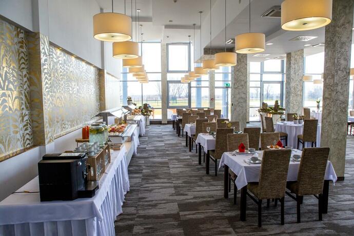 Imagen general del Hotel Ring. Foto 46