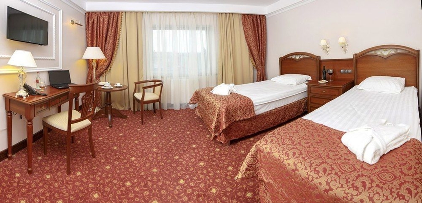 Imagen de la habitación del Hotel Ring Premier. Foto 7