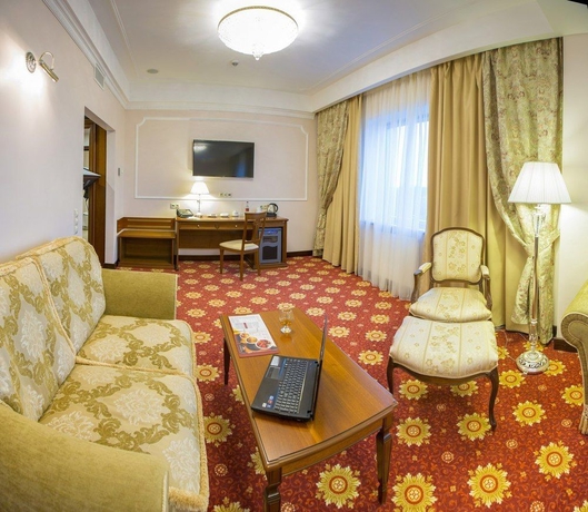 Imagen de los interiores del Hotel Ring Premier. Foto 12