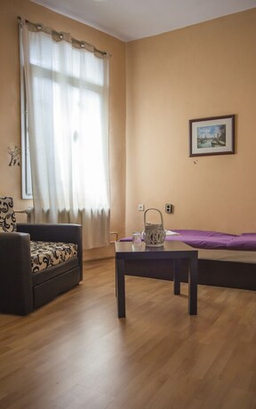 Imagen de la habitación del Hotel Ring, Sofia. Foto 38