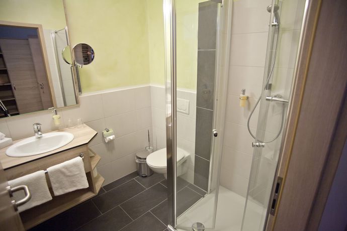 Imagen de la habitación del Hotel Ringhotel Alfsee Piazza. Foto 12