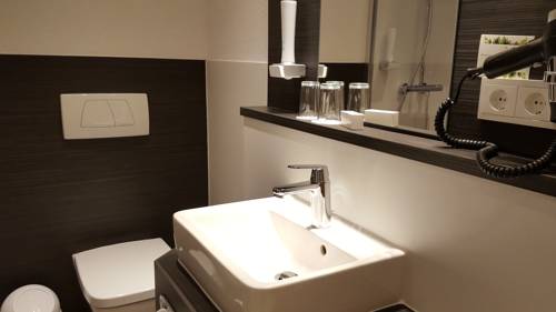 Imagen de la habitación del Hotel Ringhotel Forellenhof. Foto 8