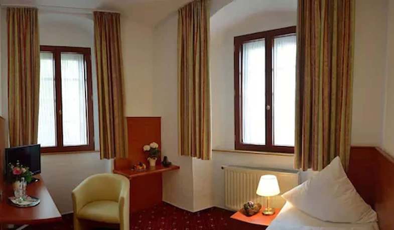 Imagen de la habitación del Hotel Ringhotel J&auml;gerhof. Foto 9