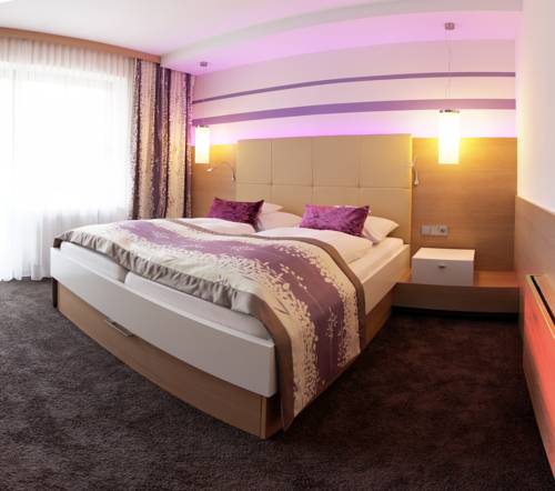 Imagen de la habitación del Hotel Ringhotel Lenauhof. Foto 2