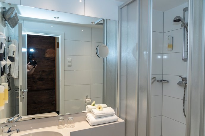 Imagen de la habitación del Hotel Ringhotel Schlossberg Neustadt. Foto 13