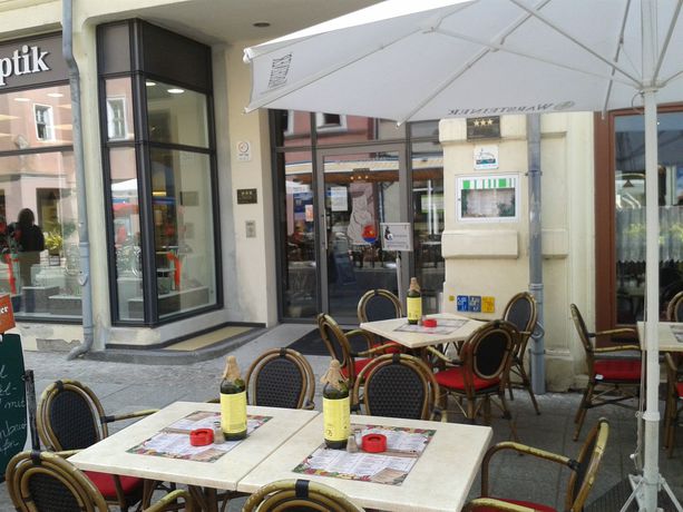 Imagen de los exteriores del Hotel Ringhotel Schwarzer Baer. Foto 13