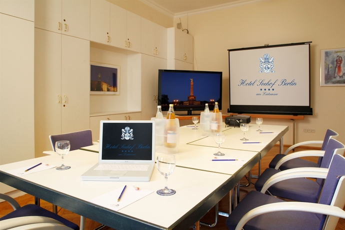 Imagen de los interiores del Hotel Ringhotel Seehof Berlin. Foto 12