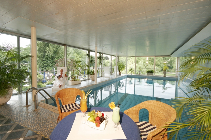 Imagen de la piscina del Hotel Ringhotel Seehof Berlin. Foto 15