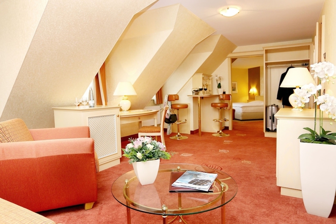 Imagen de la habitación del Hotel Ringhotel Wei&szlig;er Hirsch. Foto 16