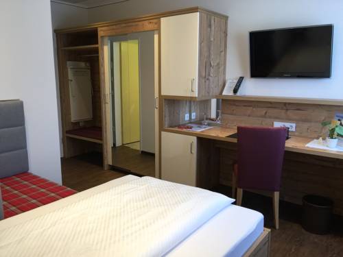 Imagen de la habitación del Hotel Ringhotel Winzerhof. Foto 6