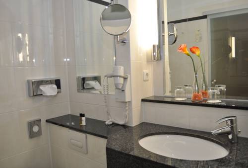 Imagen de la habitación del Hotel Ringhotel Zweibr&uuml;cker Hof Herdecke. Foto 13