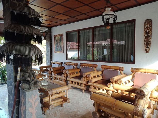 Imagen de los interiores del Hotel Rini. Foto 18
