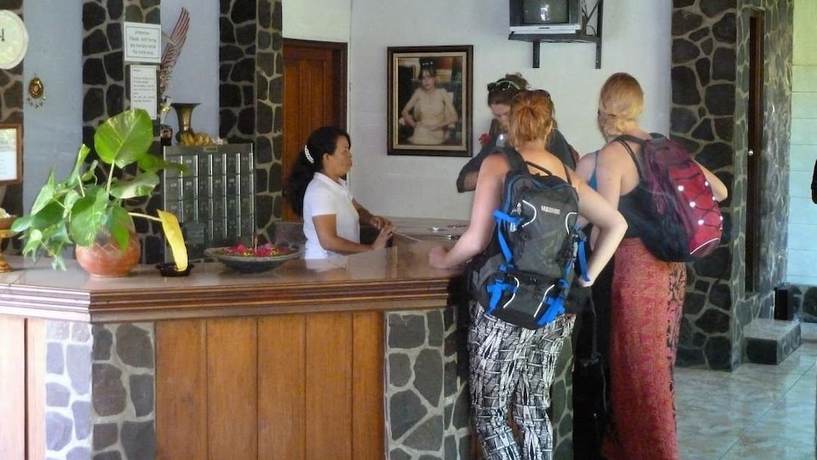 Imagen de los interiores del Hotel Rini. Foto 19