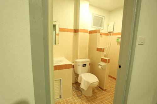Imagen de la habitación del Hotel Rinlada House. Foto 15