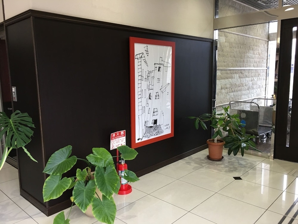 Imagen de los interiores del Hotel R-inn Ayabe. Foto 10