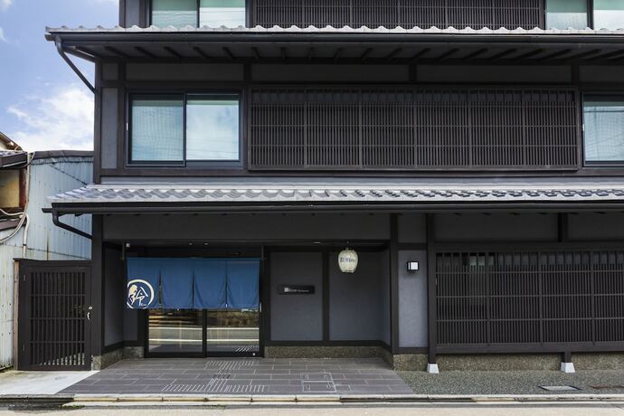 Imagen general del Hotel Rinn Niomon. Foto 1